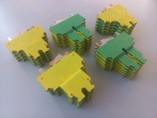 24Stück Phoenix Schutzleiter-Reihenklemmen UKK 5-PE 2774211