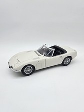AUTOart 1:18 Toyota 2000GT