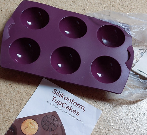Tupperware tupcakes - tupperware,