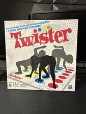 Hasbro 98831100 Twister
