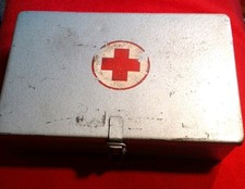 Verbandskasten DDR mit Inhalt Sani-Kasten Blech