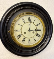 runde Uhr von Junghans, mit