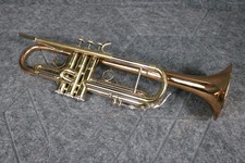 Holton ST 555 Bb- Trompete Schülertrompete, Seriennummer 9112218