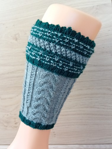 Handgestrickte loferl mit - handgestrickte,