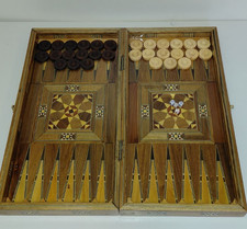 Backgammon Set mit Intarsien