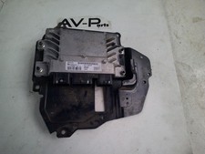 Ford Fiesta 7 Motorsteuergerät Motor Steuergerät Steuerteil AV21-12A650-CA