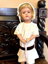 Beautiful Schoenhut Miss Dolly