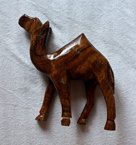 Figur kamel aus holz braun - kamel, holz,