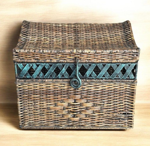 Vintage geflochtene korb - vintage,