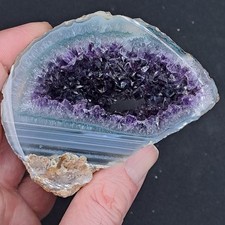 Kleine Amethyst Geode Achat