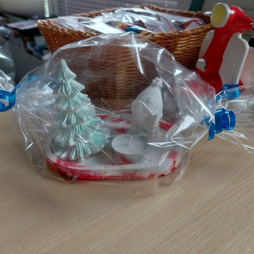 Gips figuren gegossen - gips,