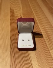 Klassische Ohrstecker aus 585