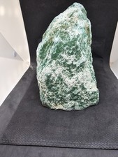 Fuchsit mit Standfläche aus Brasilien, 20x12x5cm 2045Gramm.