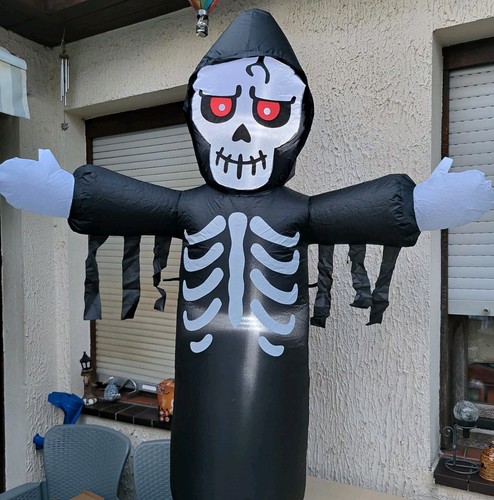 Selbst aufblasende halloween - selbst,