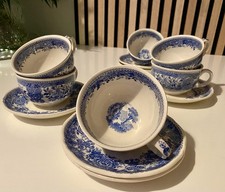 6x Tassen & Untertasse