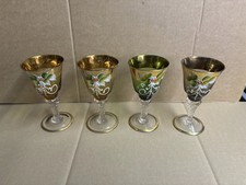 4 Stück Weingläser von Murano in Gelb und Grün mit Goldrand + Blumenmotive 