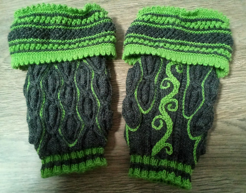 Handgestrickge loferl - handgestrickge,