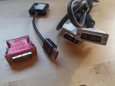 3 Kabel /Adapter Monitor: DVI