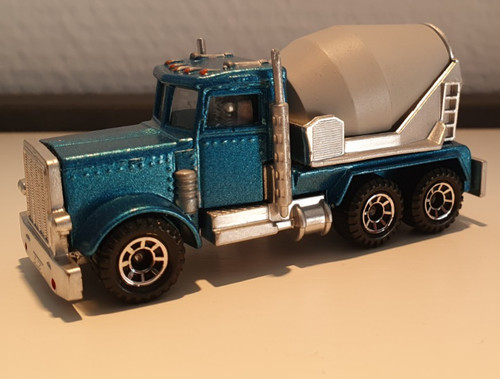 Matchbox peterbilt cement - matchbox,