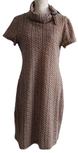 Schönes kleid von smashed - schönes,