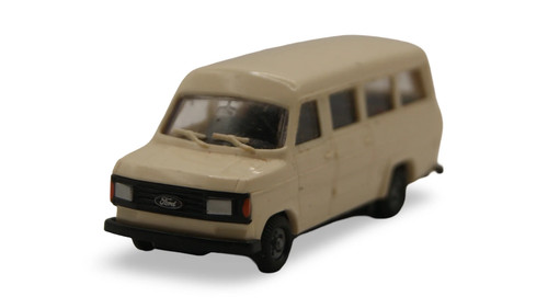 Praliné ford transit kleinbus - praliné,