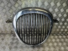 XR838A133AA Kühlergrill