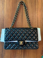 CHANEL klassische 11.12 Tasche, schwarz/gold, gebraucht aber wenig benutzt
