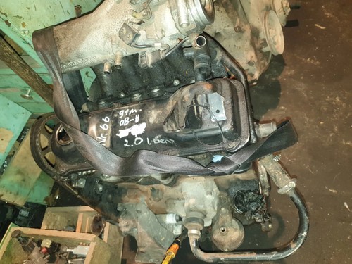 Audi b4 motor 053103373 - 8c,,