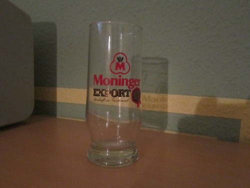 Ein altes bierglas - bierglas, bier