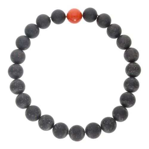 Steinkette mit schwarzem