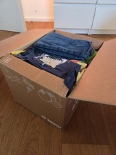 Großer Karton Kleidung 80 86