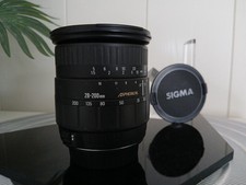 Sigma 28-200mm f/3,8-5,6 UC