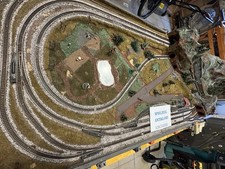 Komplett Modellbahn Anlage 160x83 DDR Piko Spur N  Analog Häuser Loks Wagen