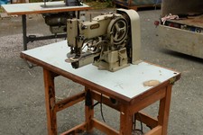 Profi Pfaff 3334 Industrienähmaschine Nähmaschine Riegelautomat? Kurznahtautomat