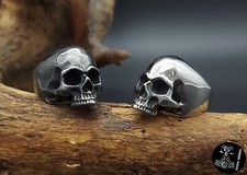 Ring Totenkopf Skull Schädel Edelstahl Massiv Groß Hochwertig Gothic Schwarz NEU
