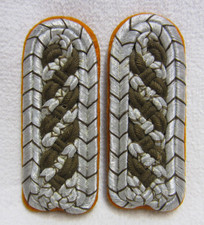 PAAR SCHULTERKLAPPEN - Gendarmerie - Meister - Silberne Ausführung / Orange