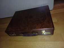Aktenkoffer aus Holz mit