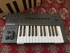 Native Instruments Komplete Kontrol A25 Controller USB Keyboard mit 25 Tasten