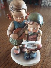 Hummel Goebel Figur 336 Close