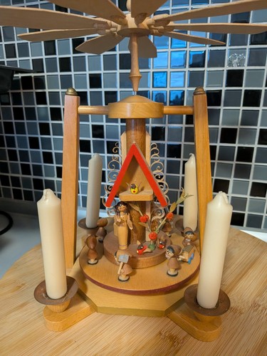 Weihnachtspyramide erzgebige - weihnachtspyramide,