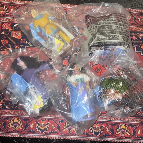 Mcdonald happy meal disney - happy,