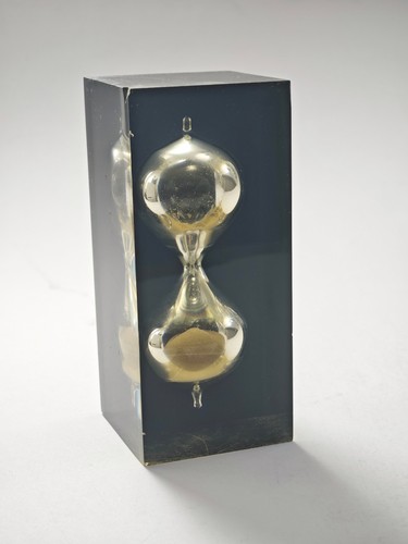 Sanduhr stundenglas skulptur - sanduhr,