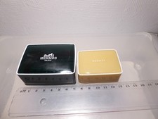 2 x HERMÉS Kunststoff