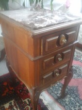 Nussbaum- Kommode schmal