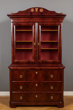 Bücherregal - Kommode -