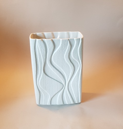Relief porzellan vase - porzellan,
