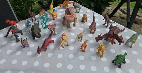 Dinosaurier spielzeug konvolut - spielzeug,