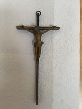 Christusdarstellung am Kreuz Antik Metall