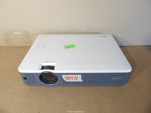 Sanyo plc xu75 - sanyo, projector