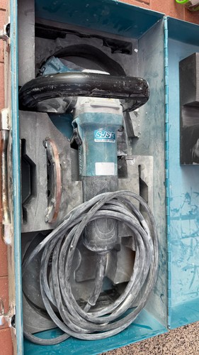 Makita pc5010c 125 1400w - 125,